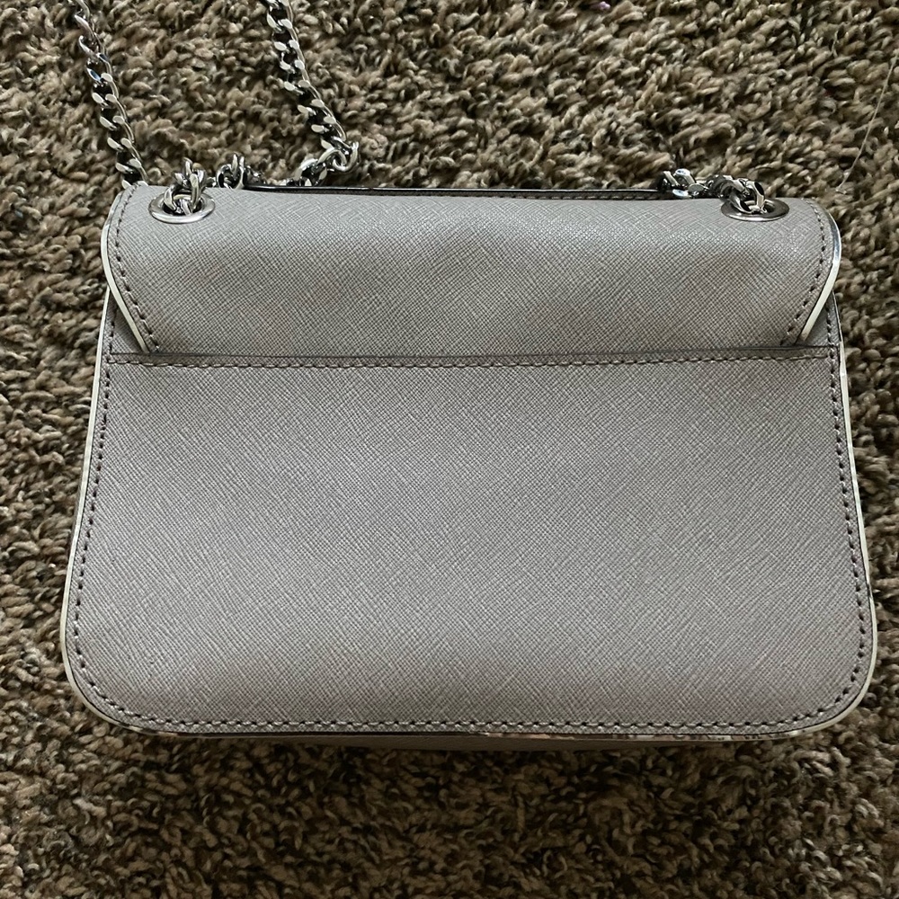 Michael Kors - Picture 2 of 5